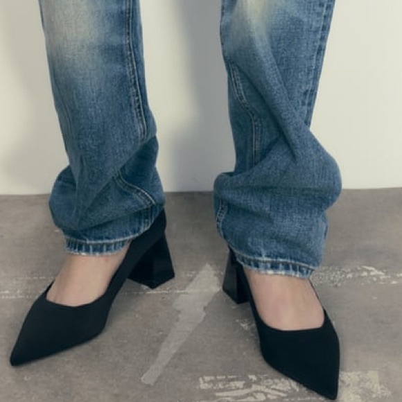 Zara Block Heel Black fabric pumps. SZ 7.5 - Picture 2 of 8